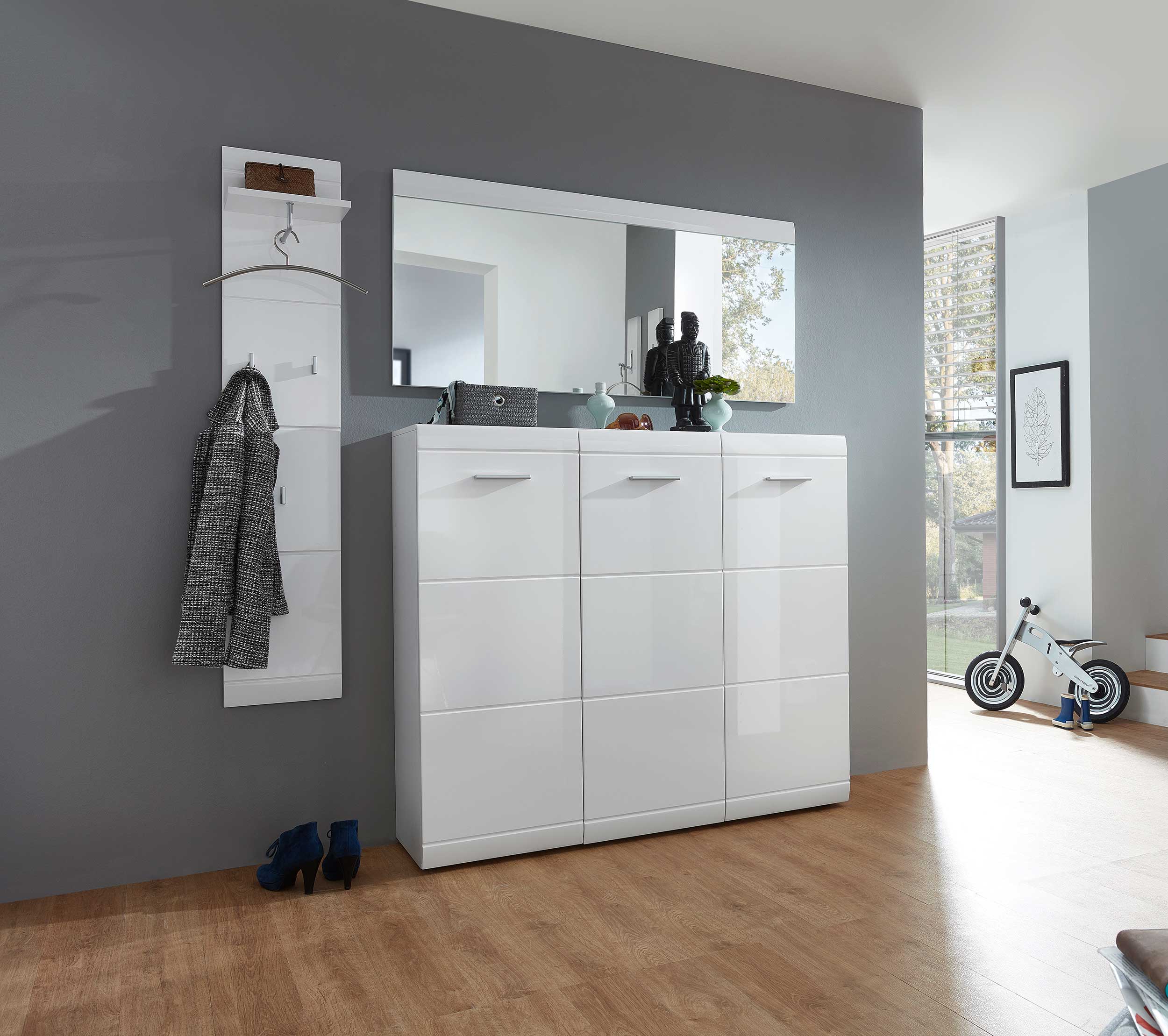 Armoire à chaussures Allan 134cm avec 3 portes - blanc brillant - Image 6