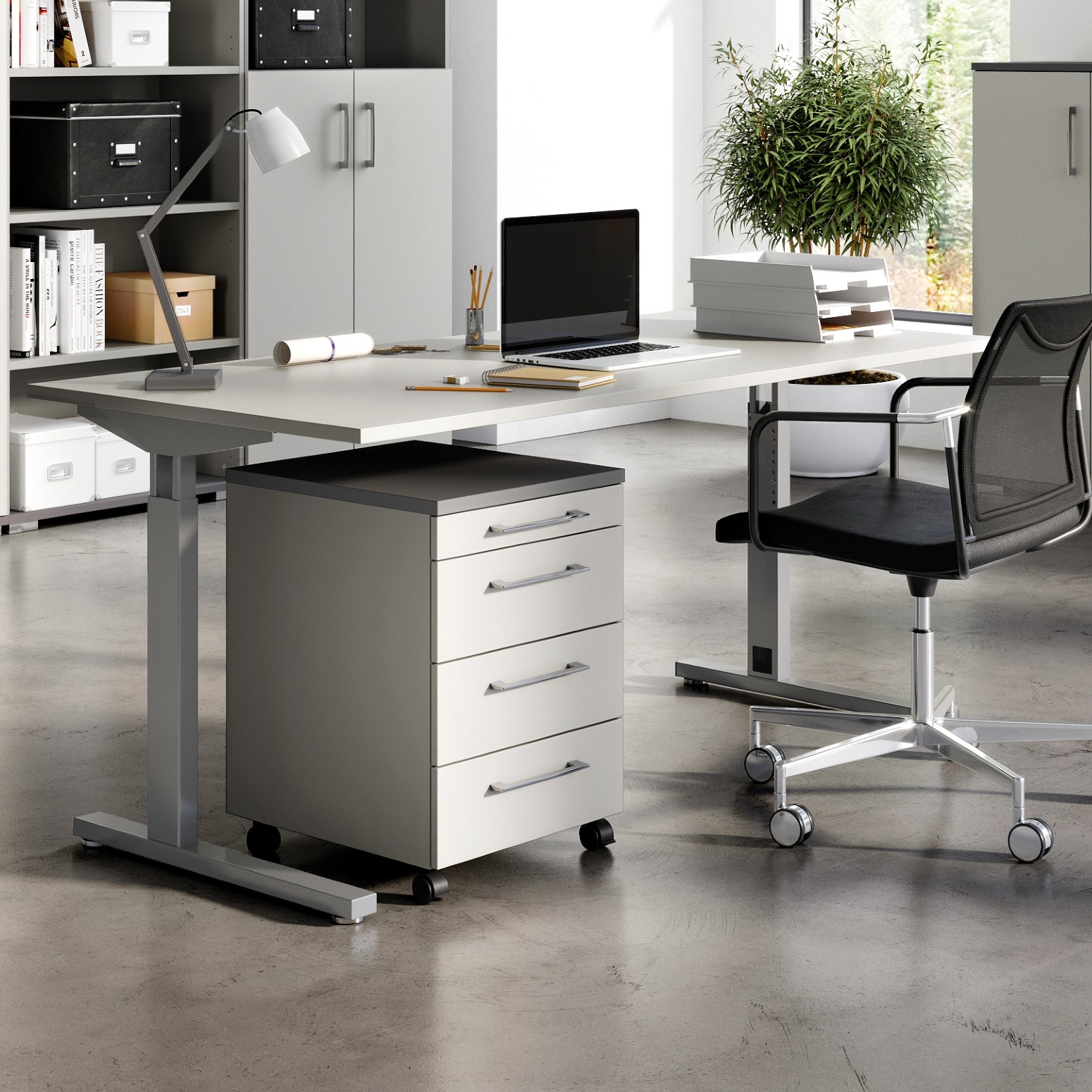 Bureau Presley 180cm réglable en hauteur - gris clair/argent