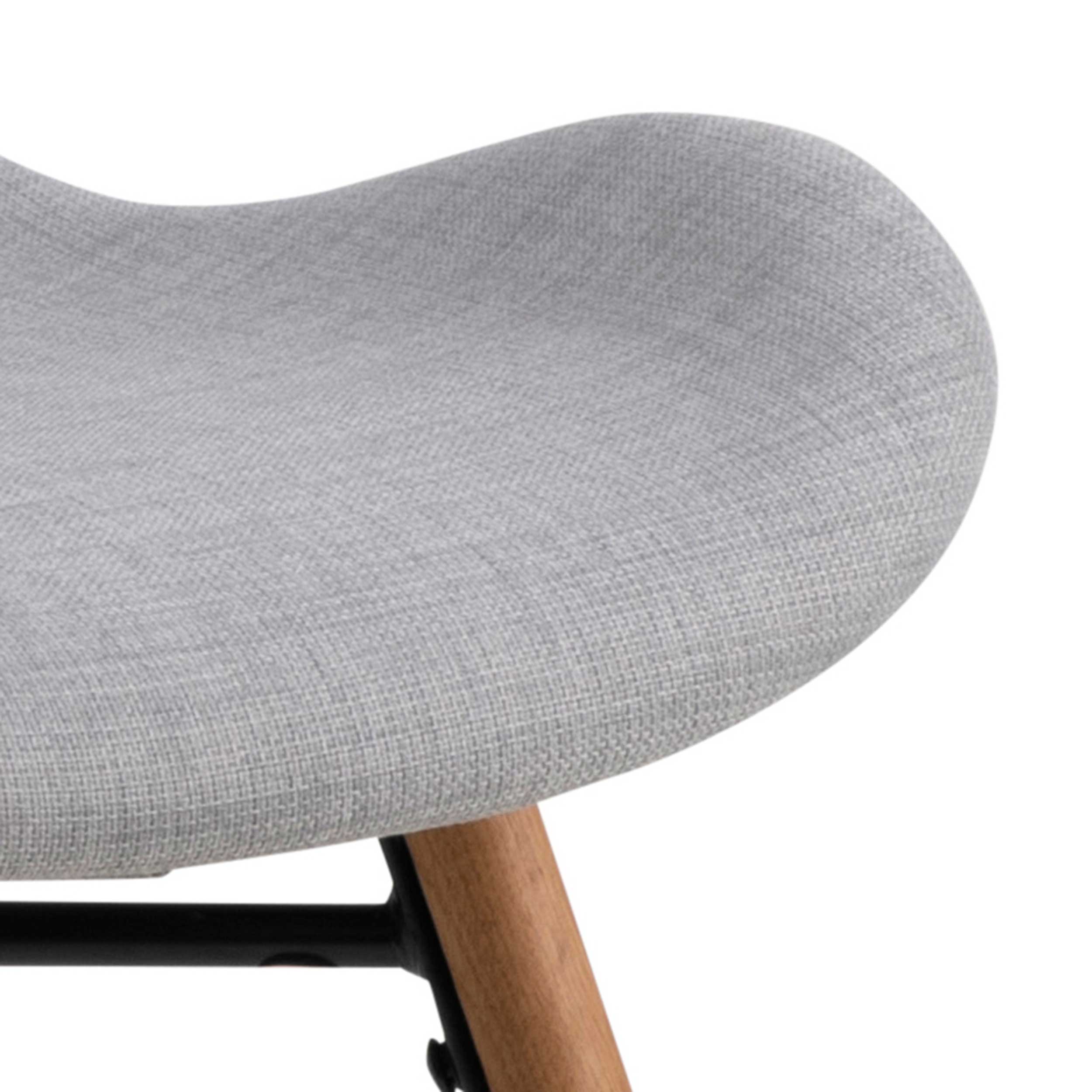 Chaise en tissu Tilda avec pieds obliques - gris clair/chêne - Image 5