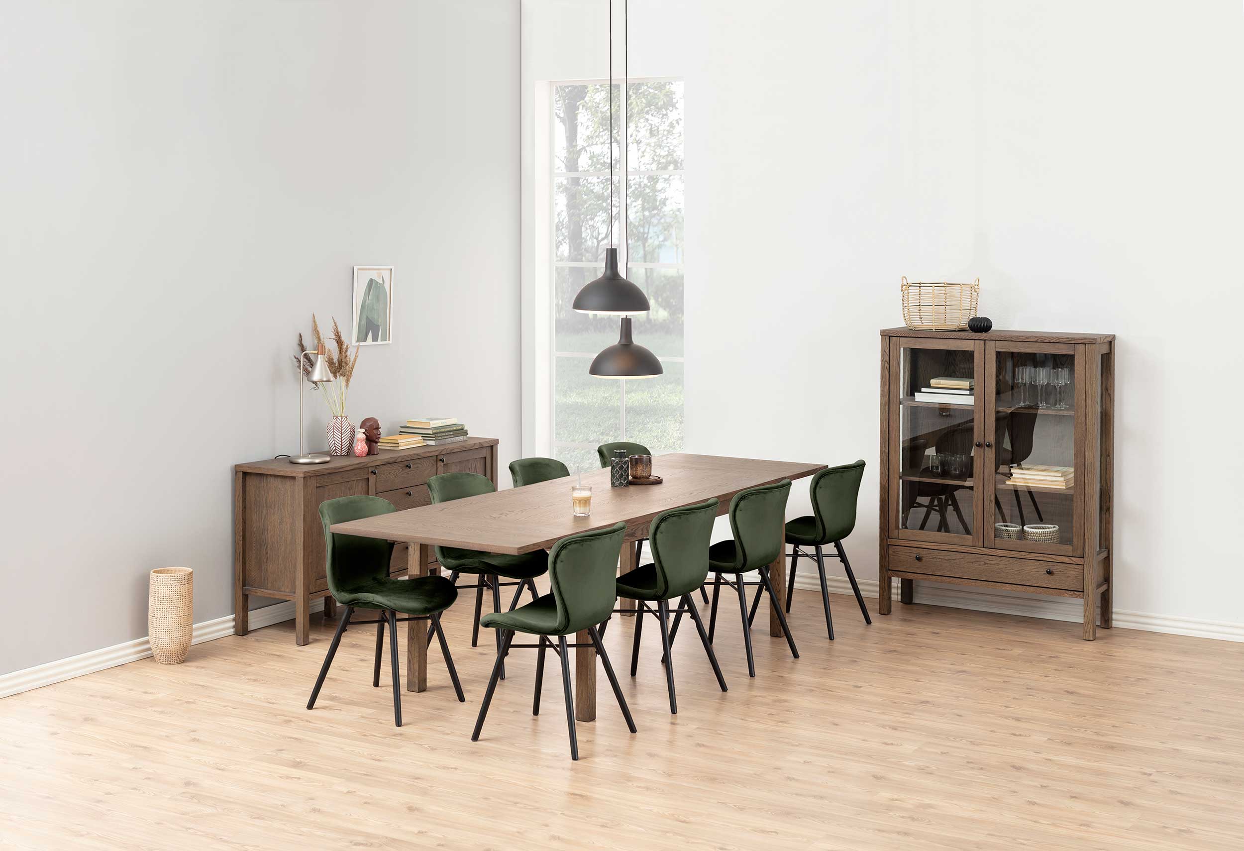 Chaise en velours Tilda avec pieds obliques - vert forêt/noir - Image 2