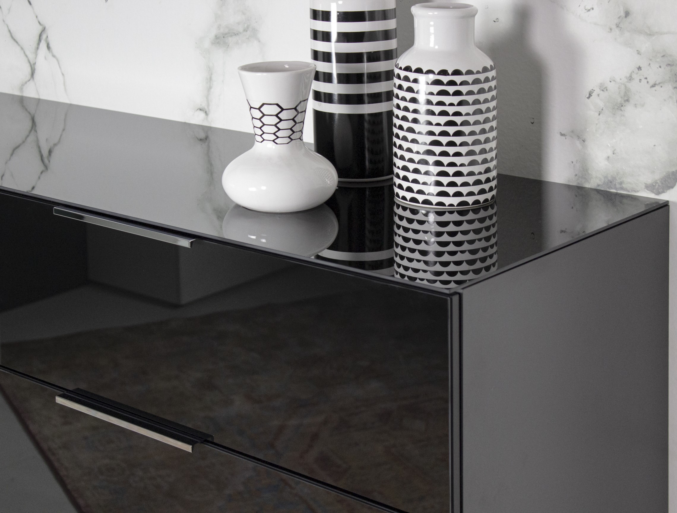 Chiffonnier Dudek 83cm avec 4 tiroirs - noir - Image 3