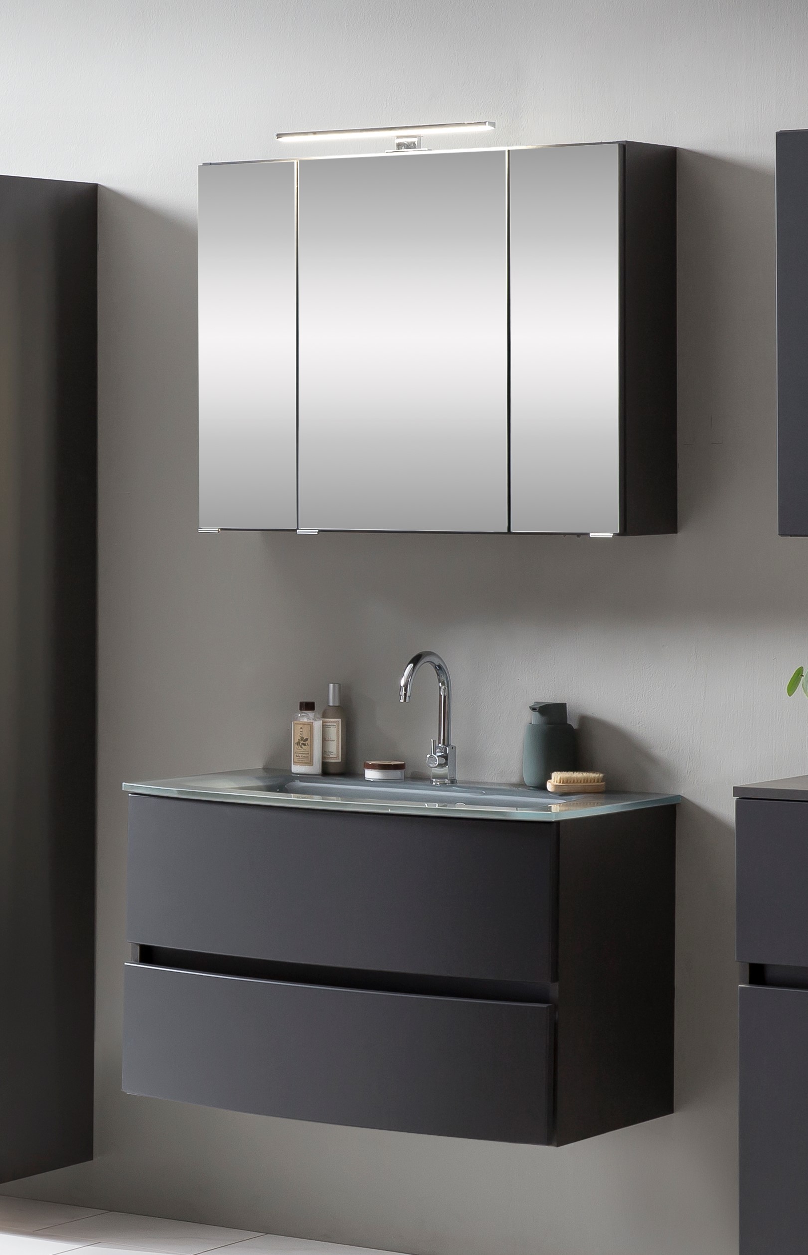 Ensemble salle de bains Kornel 1 à 2 pièces avec vasque grise - graphite