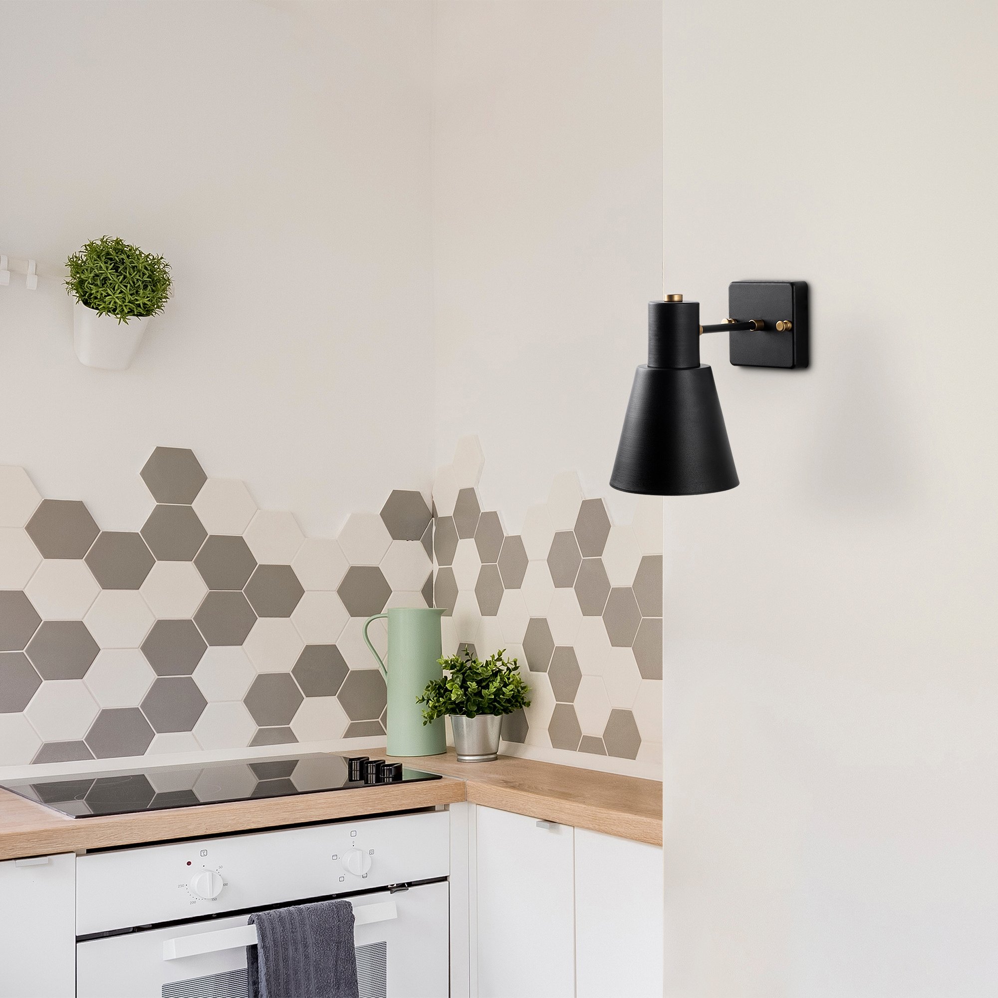 Funnel Applique | CORPS EN MÉTAL | Noir, Or