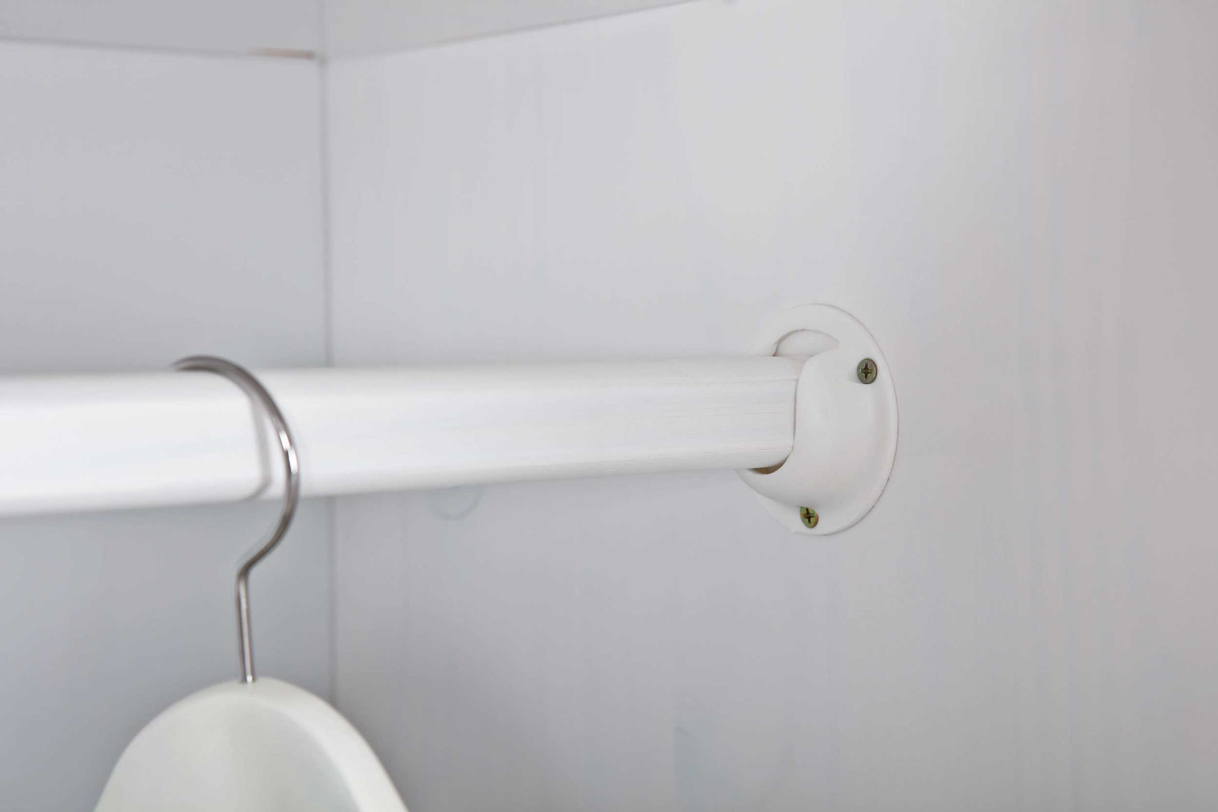 Garde-robe Léon 140cm avec 3 portes - blanc - Image 6