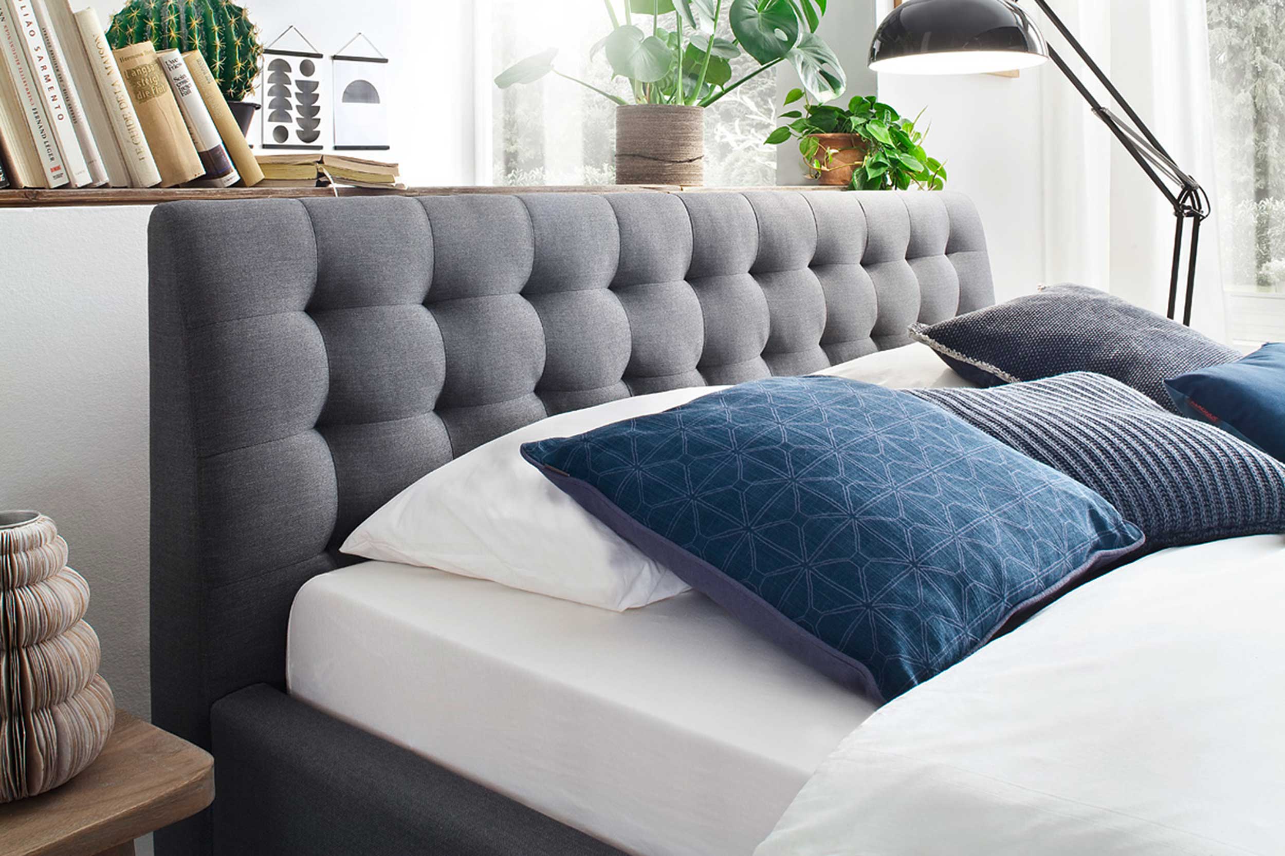 Lit en tissu Camille 180x200 - gris - Image 3