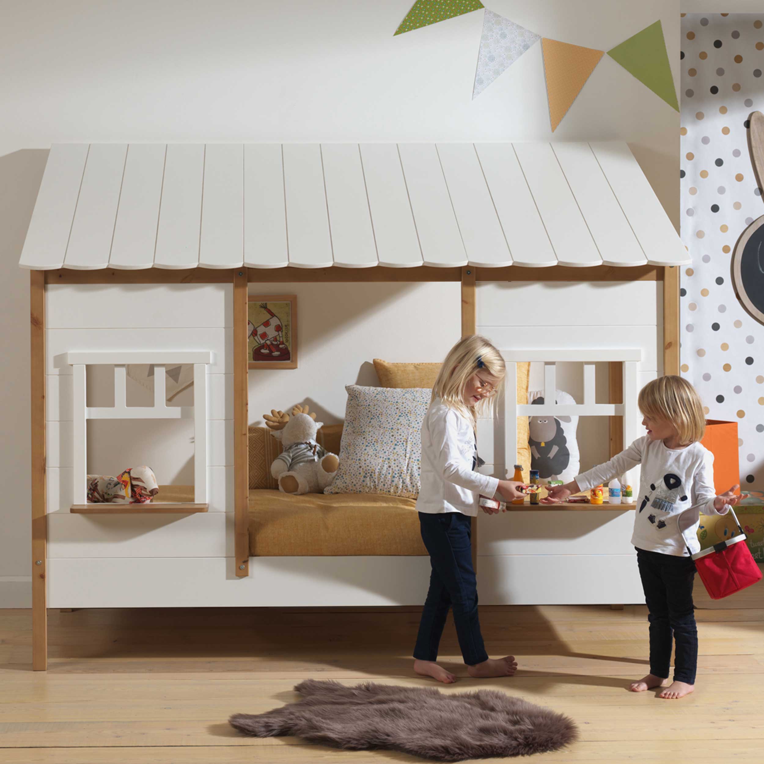 Lit maison Odense 90x200cm MDF - blanc/bois de pin