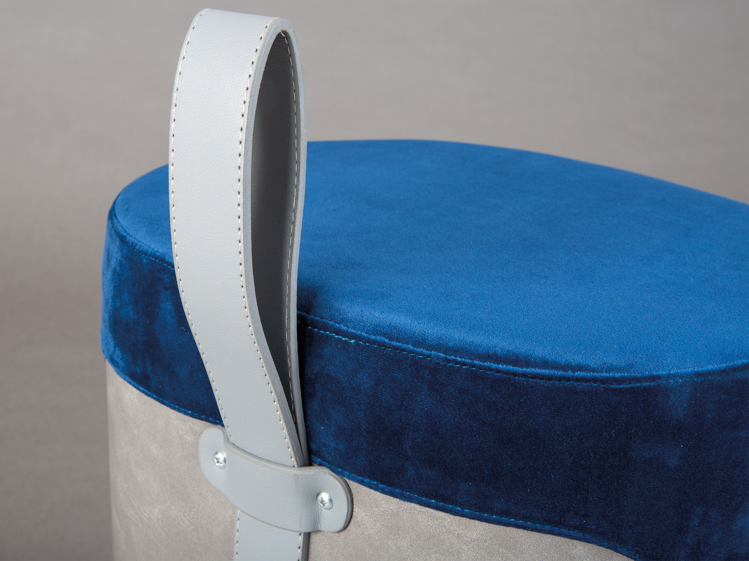 Pouf Osane velours - bleu - Image 5