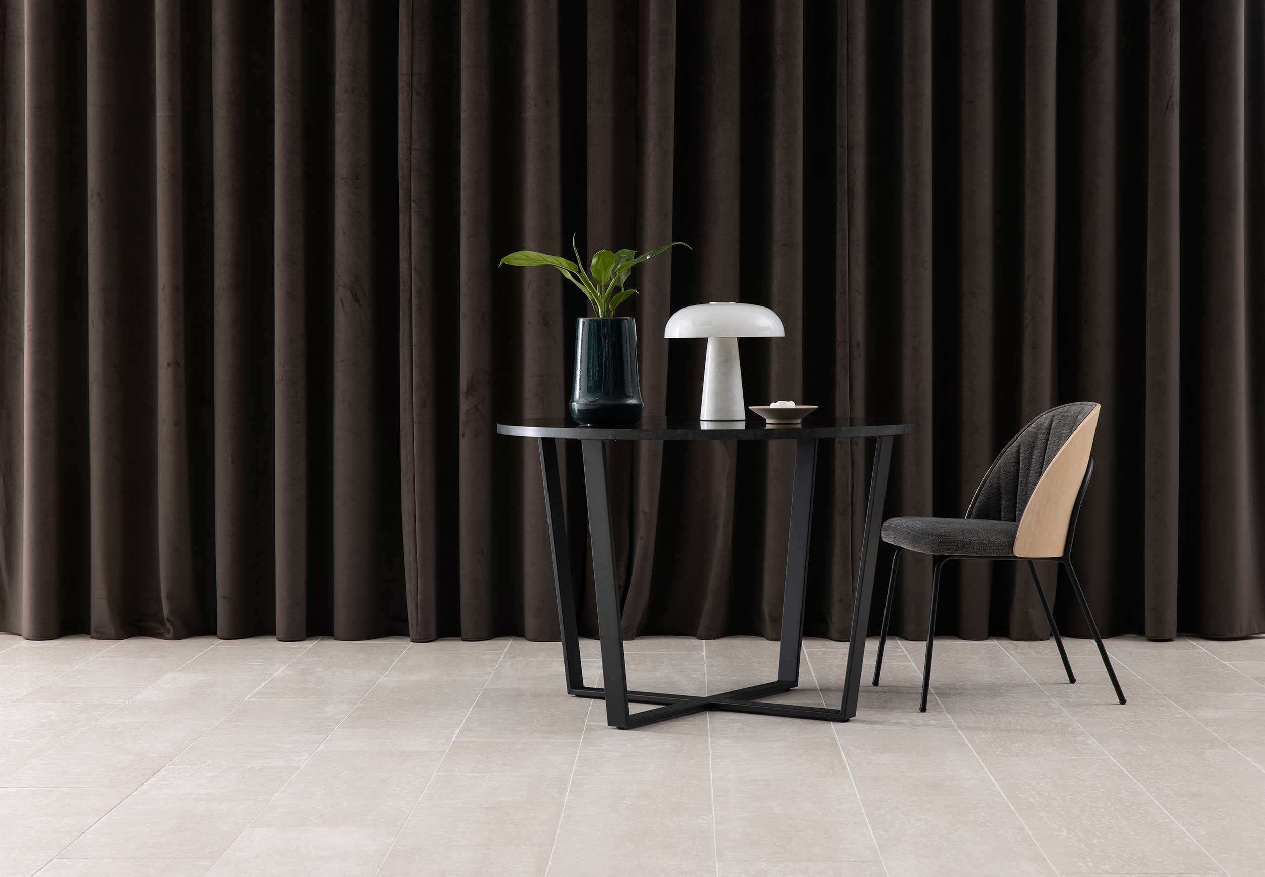 Table à manger Amanda Ø110 - marbre/noir - Image 8