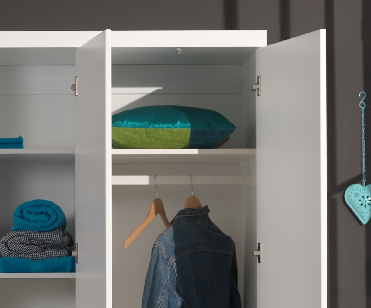 Tringle supplémentaire pour l'armoire Lara 3 portes - Image 2