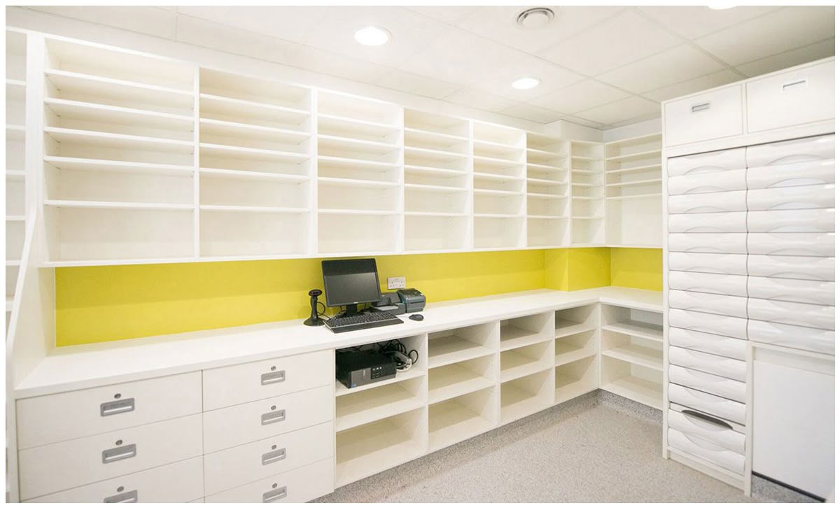 Armoire de stockage parapharmacie